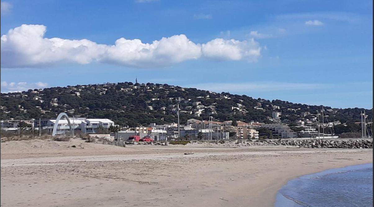 Port Cros Apartment Sete